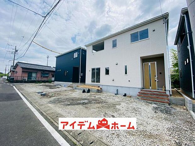 2号棟 外観写真 平日・土日問わずご案内致します!お気軽にお問合わせ下さい♪