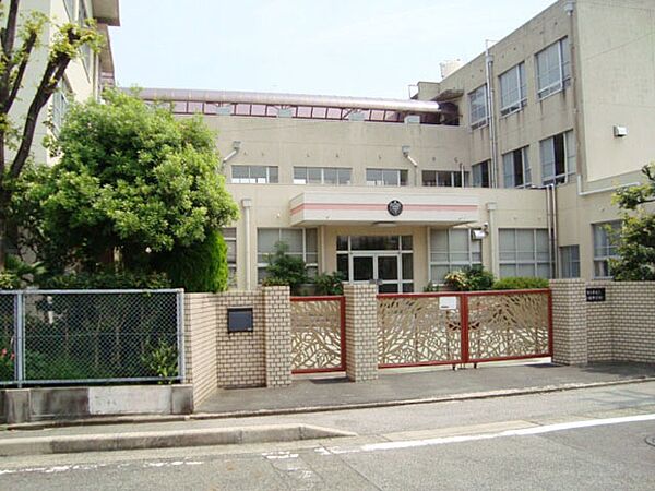 名古屋市立豊国中学校（1290m）