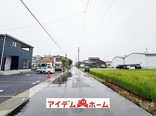 前面道路 平日・土日問わずご案内致します!お気軽にお問合わせ下さい♪