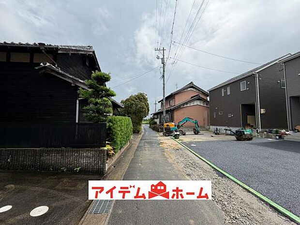 前面道路 平日・土日問わずご案内致します!お気軽にお問合わせ下さい♪