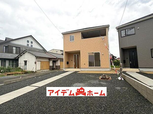 1号棟　外観写真 平日・土日問わずご案内致します！お気軽にお問合わせ下さい♪ 