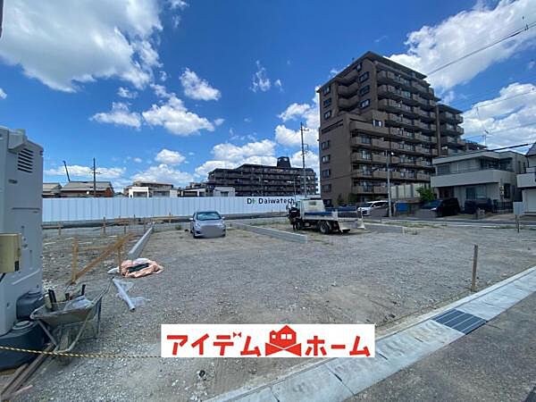 4号棟　外観写真 平日・土日問わずご案内致します！お気軽にお問合わせ下さい♪