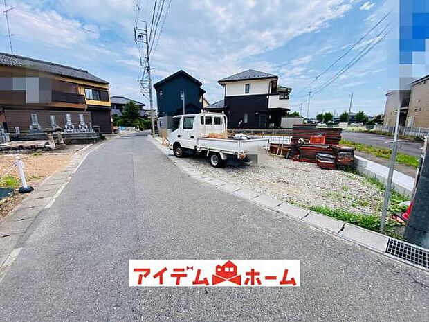 前面道路 平日・土日問わずご案内致します!お気軽にお問合わせ下さい♪