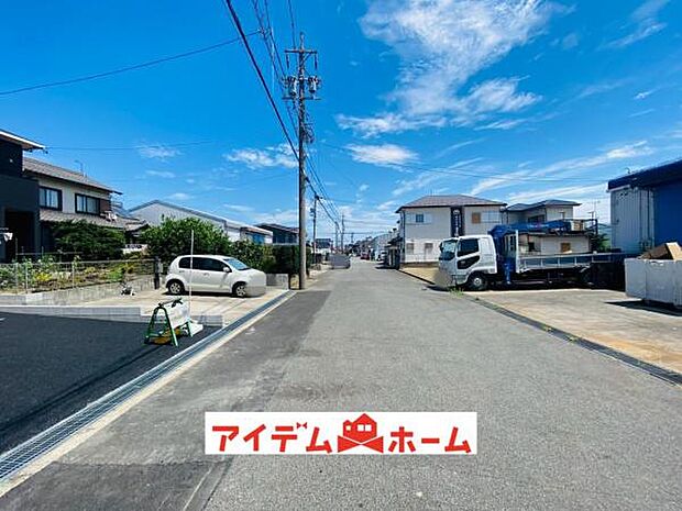 前面道路 平日・土日問わずご案内致します!お気軽にお問合わせ下さい♪