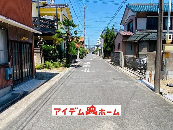 前面道路 平日・土日問わずご案内致します！お気軽にお問合わせ下さい♪