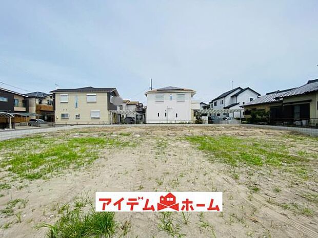 前面道路 平日・土日問わずご案内致します!お気軽にお問合わせ下さい♪