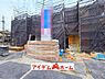 外観：2号棟　外観写真 平日・土日問わずご案内致します！お気軽にお問合わせ下さい♪ 