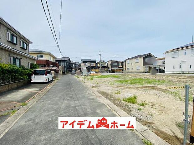 前面道路 平日・土日問わずご案内致します!お気軽にお問合わせ下さい♪