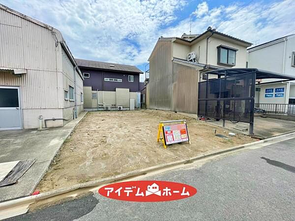 全体　外観写真 平日・土日問わずご案内致します！お気軽にお問合わせ下さい♪