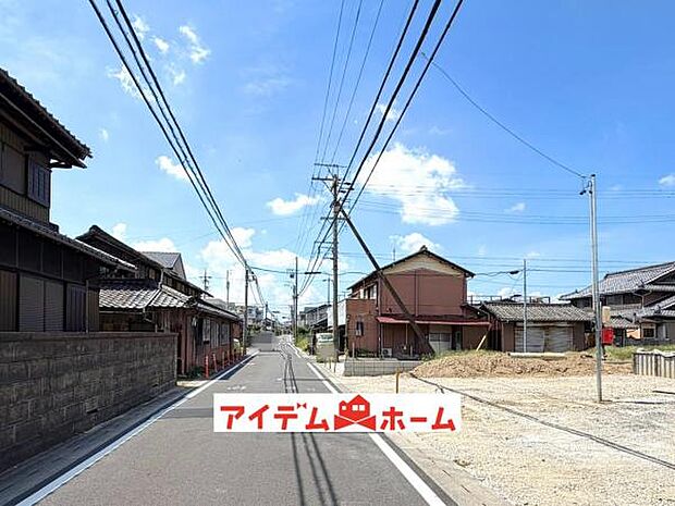 前面道路 平日・土日問わずご案内致します!お気軽にお問合わせ下さい♪