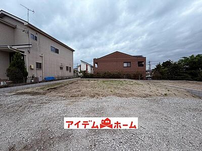 外観:2号棟 外観写真 平日・土日問わずご案内致します!お気軽にお問合わせ下さい♪ 外観:2号棟 外観写真 平日・土日問わずご案内致します!お気軽にお問合わせ下さい♪