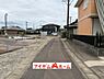 外観：前面道路 平日・土日問わずご案内致します！お気軽にお問合わせ下さい♪ 