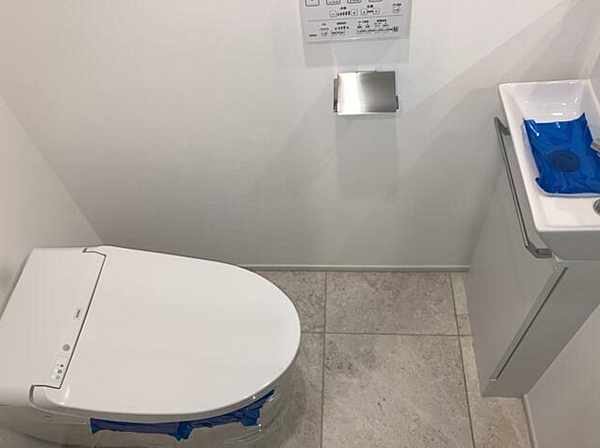 トイレを拡大表示