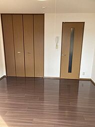 コスモ中殿　A棟 205 2階1Kのリビング/ダイニング