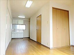 品川山本ビル 4階ワンルームのリビング/ダイニング