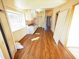 パル武庫之荘 201 2階3LDKのリビング/ダイニング