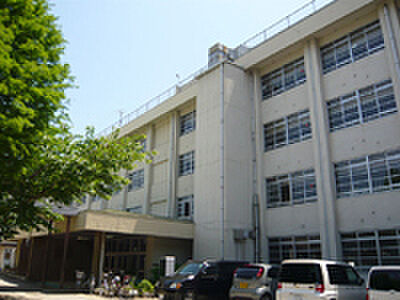 画像27:中学校「尼崎市立塚口中学校まで1104m」