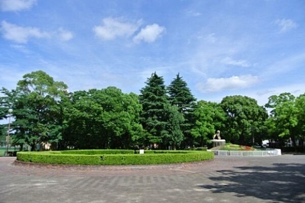 画像25:公園「七松緑地まで1051m」