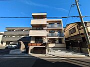 西宮駅よりバス10分 徒歩5分 3階 築2年の賃貸物件