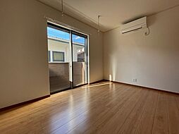 L’Aria Omiya 1階1Kのリビング/ダイニング