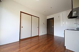 フォブール梶尾　B棟 B102号室 1階2DKのリビング/ダイニング