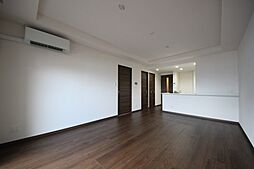 ロイヤルガーデン千舟町 1001号室 10階3LDKのリビング/ダイニング