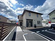 伊予西条駅より徒歩32分 2階 築2年1ヶ月の賃貸物件