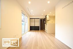 ラ・ルーチェ 102号室 1階ワンルームのリビング/ダイニング