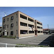 今治駅より徒歩14分 築19年7ヶ月 3階建の賃貸物件