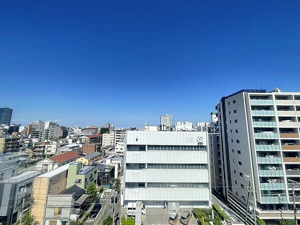 スカイツリーを望む開放的な眺望
