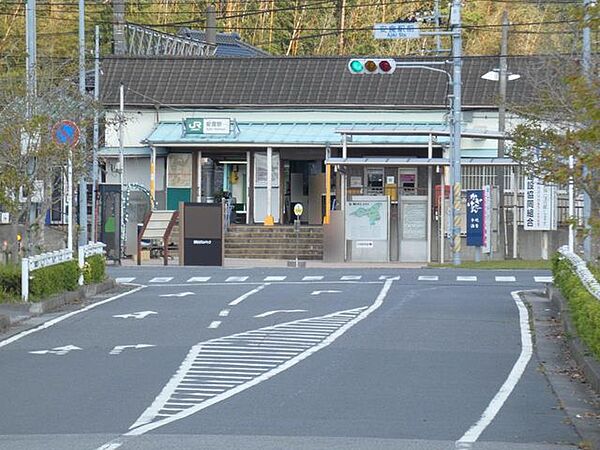 安食駅 480m