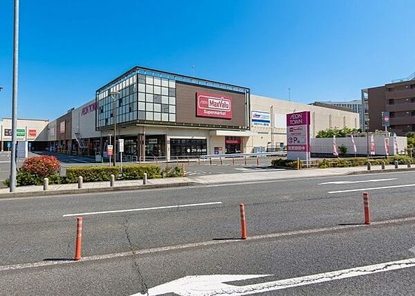 マックスバリュ成田富里店 徒歩23分。 1820m
