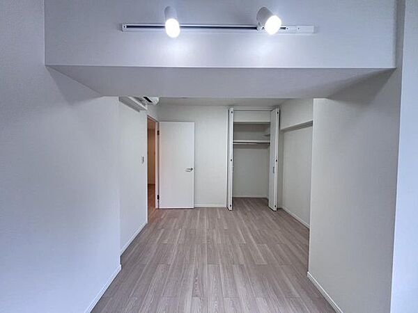 全居室収納付きでお片付けも楽になりますね