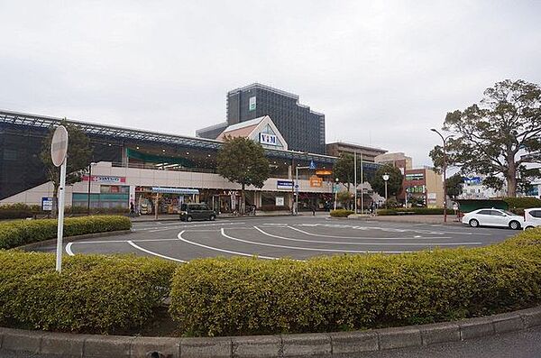 京成臼井駅 1600m