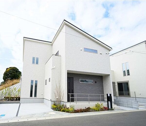 参考プラン(施工面積約34坪　価格約2300万円※外構費、地盤改良費別途)※あくまでも参考となります.