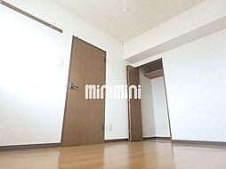 キャトルセゾンII 2階2LDKのリビング/ダイニング