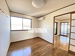 グリーンベル 2階2LDKのリビング/ダイニング