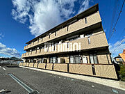 井野駅より徒歩46分 築8年7ヶ月 3階建の賃貸物件