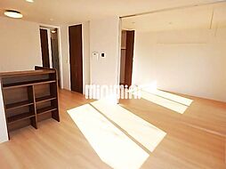 エクセレント 2階2LDKのリビング/ダイニング