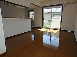 アーバンハイツ上中居 2階1LDKのリビング/ダイニング