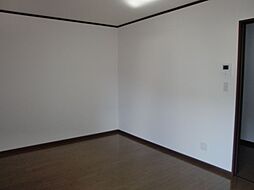 タイディン高崎 2階1Kのリビング/ダイニング