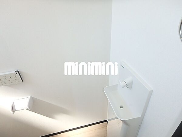 detached 群馬県伊勢崎市香林町１丁目511-3

地図を見る