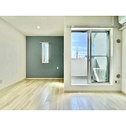 GRISJA (グリシア) 104 1階ワンルームのリビング/ダイニング