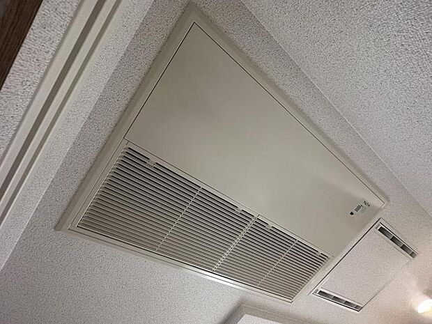 【Z空調】部屋全体に快適な空気が循環し、室内を快適温度で保ちます。
