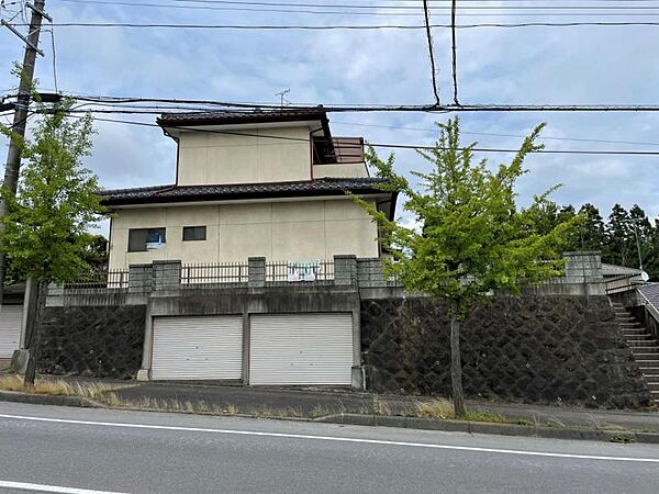 detached 福島県須賀川市坂の上町
地図を見る