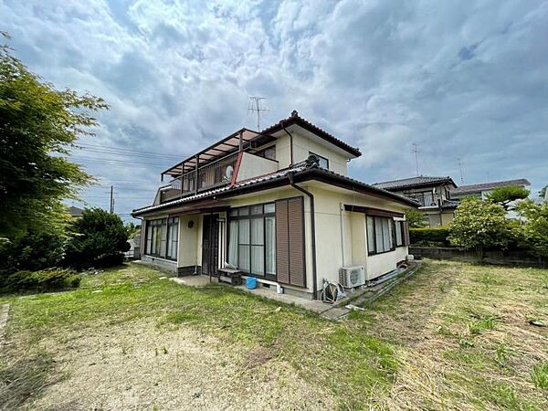 detached 福島県須賀川市坂の上町
地図を見る