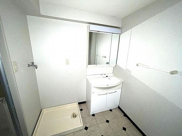 apartment 福島県郡山市本町1丁目
地図を見る