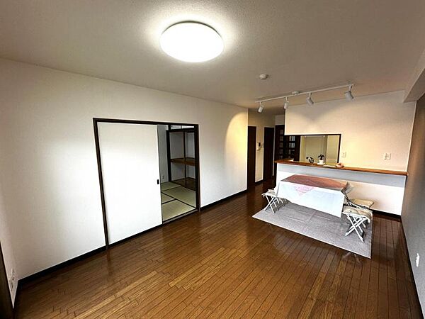 apartment 福島県郡山市桃見台
地図を見る