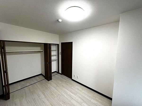 apartment 福島県郡山市桃見台
地図を見る