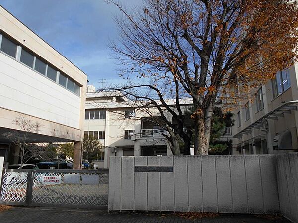 apartment 福島県郡山市池ノ台
地図を見る